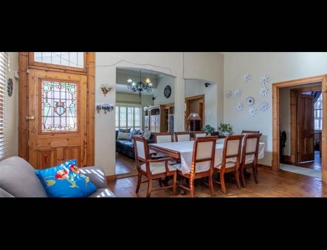 5 BEDROOM HOUSE FOR SALE IN ORANGE GROVE